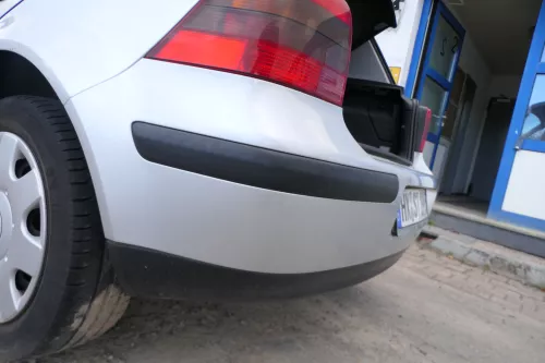 VW Golf 4 Limousine Stoßstange hinten Heckstoßstange Stoßfänger silber LA7W (178529)
