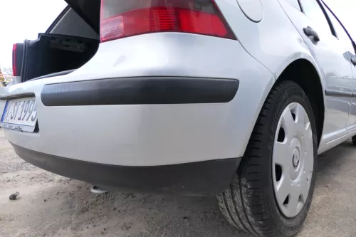 VW Golf 4 Limousine Stoßstange hinten Heckstoßstange Stoßfänger silber LA7W (178529)