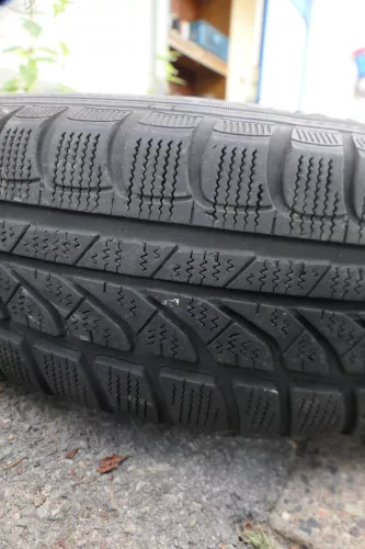 2x VW Golf 4 Bora 175/70 R14 84T M+S Winterreifen Reifen 6jx14H2 ET38 6-7mm (178542)