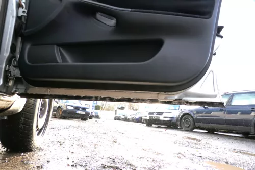 Audi A4 B5 Tür nur Türblatt vorn rechts Beifahrertür grau silber LY7M Kombi Limo (178549)