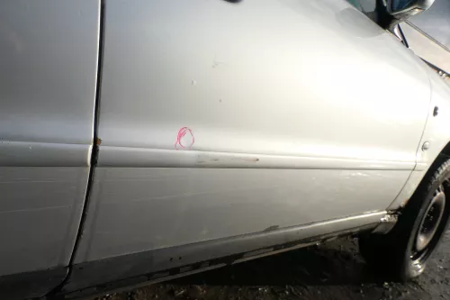 Audi A4 B5 Tür nur Türblatt vorn rechts Beifahrertür grau silber LY7M Kombi Limo (178549)