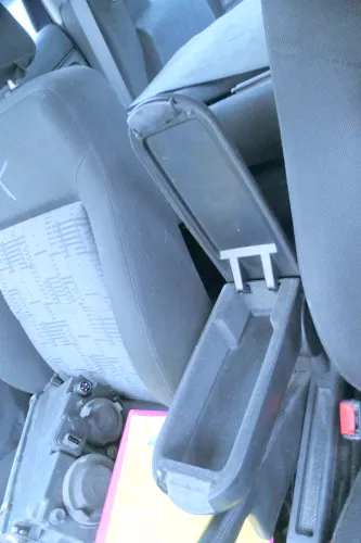 VW Passat 3B Mittelarmlehne Armlehne Lehne Mitte Original schwarz zum nachrüstem (178587)