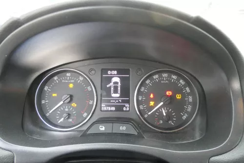 Skoda Fabia Roomster Tacho Tachometer Kombiinstrument 197.000km 5J0920841G Benzi