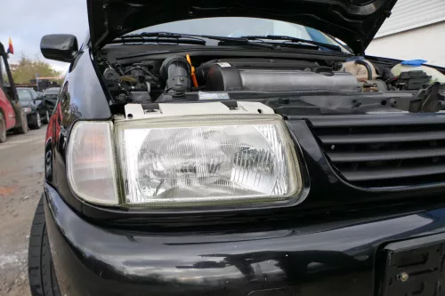 VW Polo 6N Kühlergrill Grillleiste vorne Leiste Grill schwarz L041 (178648)