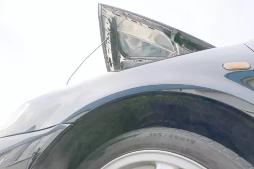 VW Polo 6N 6N1 Kotflügel vorne links schwarz L041 (178650)