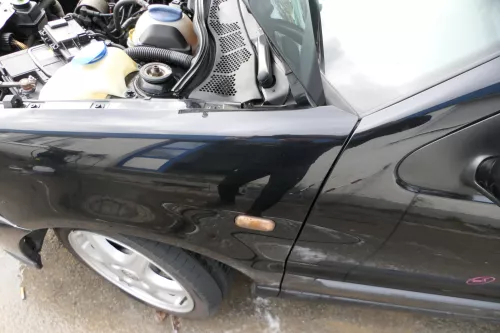 VW Polo 6N 6N1 Kotflügel vorne links schwarz L041 (178650)