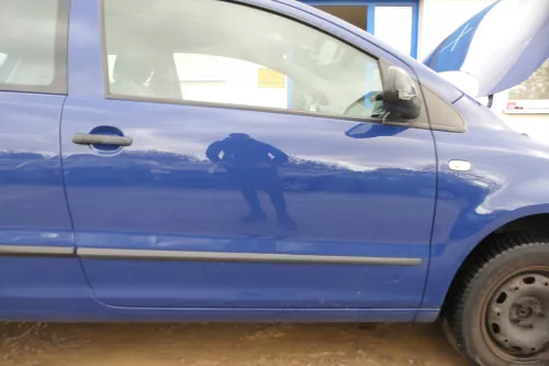 VW Fox 5Z Tür vorne rechts Beifahrertür blau LL5M - ohne Anbauteile (178780)