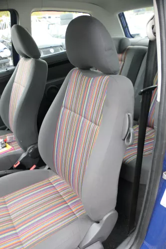 VW Fox Sitz Fahrersitz vorne links OHNEAirbag höhenverstellbar (178786)