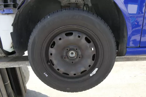 2x Skoda Fabia Felgen Reifen 165/70 R14 81T Winterreifen M&S 5jx14H2 ET35  4-6mm