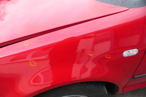 VW Golf 4 1J Kotflügel vorne links rot LY3D - kleine Hageldellen (178903)