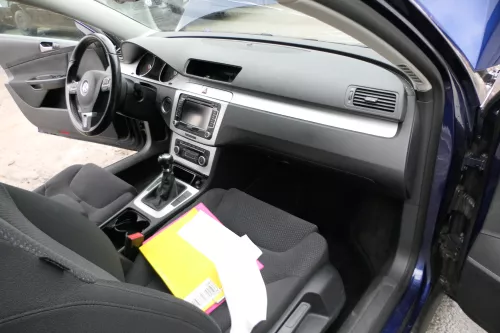 Passat 3C Mittelkonsole Verkleidung Klappe Abdeckung Dekor silber matt chrom Asc (178953)