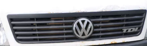VW LT 35 2D Grill Kühlergrill Emblem - Halter gebrochen
