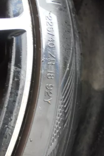 4x 3BG A6 4B Alufelgen Felgen KBA 47855 6-7mm 225/40 RR18 92W Reifen 18 Zoll (179276)