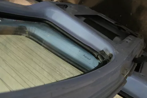 VW Caddy 9K Seat Inca Tür hinten rechts Heckklappe Hecktür blau + Scheibe (179279)