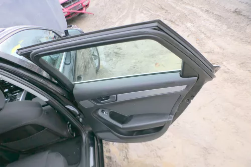 1x A4 8K B8 Türverkleidung Verkleidung Tür hinten rechts schwarz Stoff schwarz (179311)