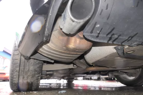 1x Audi A4 8K Auspuff Endschalldämpfer links hinten Benziner