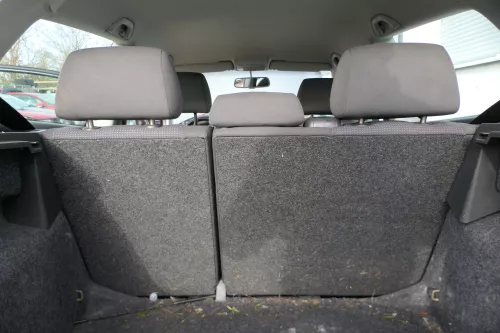 VW Polo 9N 9N3 Sitz Rückbank Sitzfläche Sitze 3 Punkt Gurt hinten (179432)