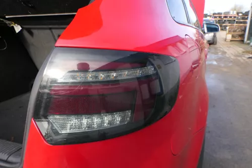 Audi A3 8P Stoßstange Stoßfänger hinten 4/5-Türer rot LY3J - Doppelrohr (179494)