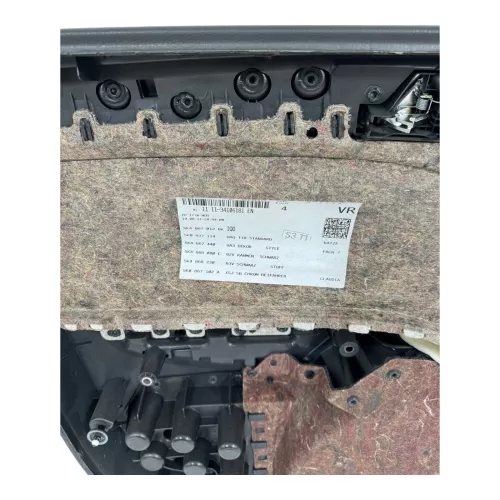 1x VW Golf 6 5K Türverkleidung Verkleidung Tür vorne rechts 4/5-Türer schwarz (179536)