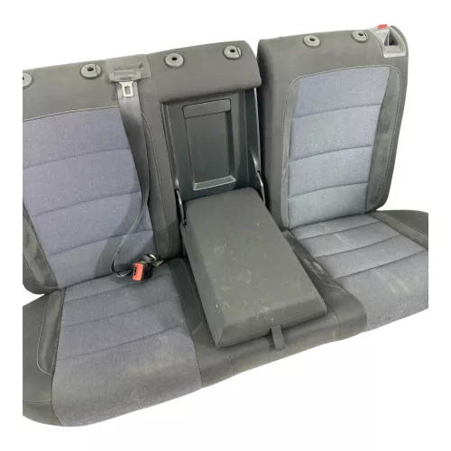 Golf 6 5K Sitz Sitze hinten Rückbank Rücksitzbank 3 Punkt Gurt Lehne OHNE-Kopfs