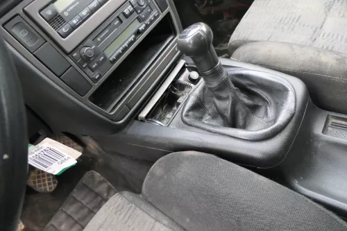 VW Passat 3B 3BG Schaltknauf Schaltsack Schaltung Schaltknüppel 5-Gang schwarz (179868)