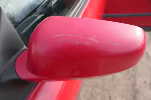 VW Passat 3B 3BG elektrischer Spiegel Außenspiegel links mit Glas rot LY3D (179873)