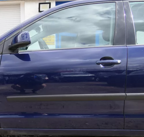 VW Polo 9N 9N3 Tür vorne links Fahrertür 4/5-Türer blau LB5N ohneAnbauteile