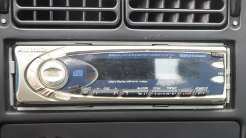 VW Golf 4 Bora Radio CD Player Panasonic DFX 100N 40Wx4 Receiver Changer RDS