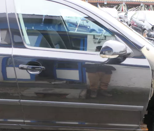 Skoda Octavia 1Z Kombi+Limo Tür vorne rechts Beifahrertür schwarz LF9R OhneAnbau