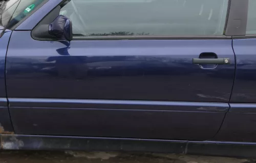 VW Golf 3 4 1E Cabrio Tür vorne links Fahrertür - ohne Anbauteile  blau LC5U