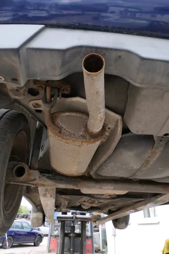 VW Golf 3 Auspuff Mitteltopf + Endschalldämpfer 1,6 AFT 2E AKS AGG AKR ADY 2.0