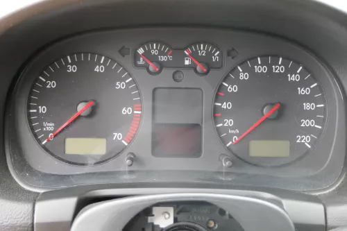 VW Golf 4 Tacho Tachometer Kombiinstrument 218.000km 1J0920825 1,4 AXP