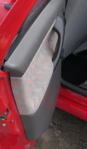 1x Polo 6N Türverkleidung Verkleidung Tür hinten links 4/5-Türer schwarz Griff (180286)