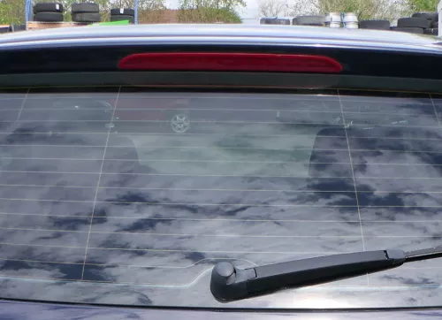 VW Golf 5 V Heckklappe hinten Kofferraumklappe mit Scheibe blau LA5G (180322)