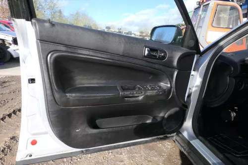 4x Passat 3B Türverkleidung Verkleidung Tür vorne links rechts  - schwarz Leder