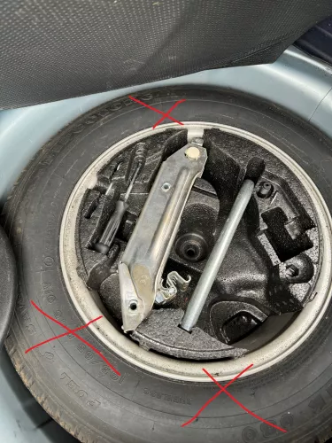 VW Golf 6 7  Plus Bordwerkzeug Pannenset Wagenheber für ( KEIN Ersatzrad Notrad 