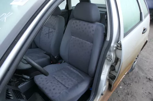 Seat Ibiza 6K Türdichtung Dichtung Tür vorne links Fahrertür 4/5-Türer / rechts