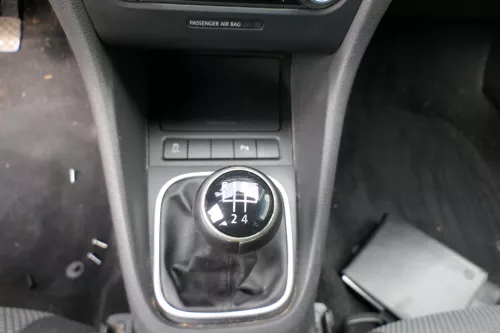 Golf 5 Schaltknauf Schaltsack Schaltung Schaltknüppel Leder 5-Gang 1K0711113BJ (180595)