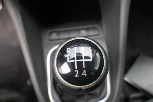 Golf 5 Schaltknauf Schaltsack Schaltung Schaltknüppel Leder 5-Gang 1K0711113BJ (180595)