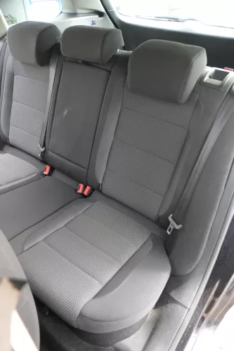 Golf 6 5K Kombi Sitze hinten Rückbank Rücksitzbank 3 Punkt Gurt Lehne OHNE-Kopfs (180608)