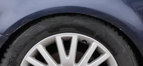 VW Passat 3B Kotflügel vorne links blau LN5Y (180655)