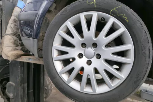 4x A6 4F Alufelgen Sommerreifen Reifen Felgen 225/50 R17 98Y  6-7mm 4f0601025AK