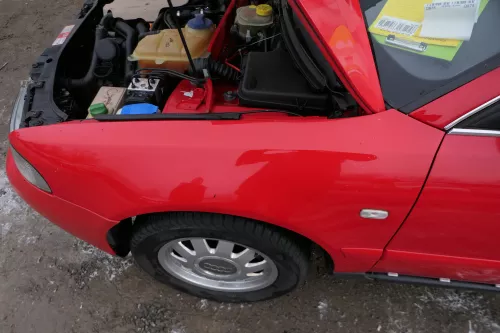 Audi A4 B5 (ab ca Ende1999 Facelift) Kotflügel vorne links rot LY3H (180687)