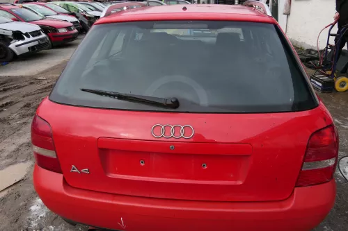 Audi A4 B5 Avant Facelift Heckklappe Klappe hinten rot LY3H Facelfit Scheibe (180695)