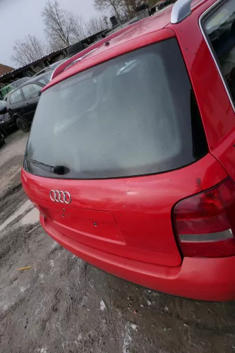 Audi A4 B5 Avant Facelift Heckklappe Klappe hinten rot LY3H Facelfit Scheibe (180695)