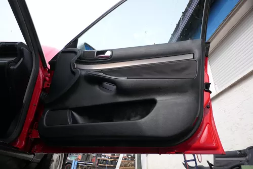 1x Audi A4 B5 Türverkleidung Verkleidung Tür vorne rechts (180701)