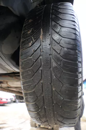 4x A4 B5 A6 4B Alufelgen Felgen 4B0601025N 6jx15H2 ET45 schlechte Reifen origina (180710)