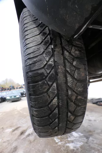 4x A4 B5 A6 4B Alufelgen Felgen 4B0601025N 6jx15H2 ET45 schlechte Reifen origina (180710)