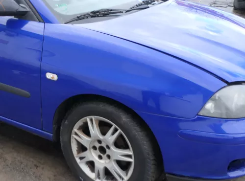 Seat Ibiza 6L Kotflügel vorne rechts blau LS5G bis 2010