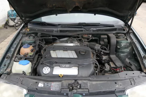 VW Bora Golf 4 Satz Zündkabel 2,3 V5 110kw 150PS (von Motor AGZ) Kabel Zündung